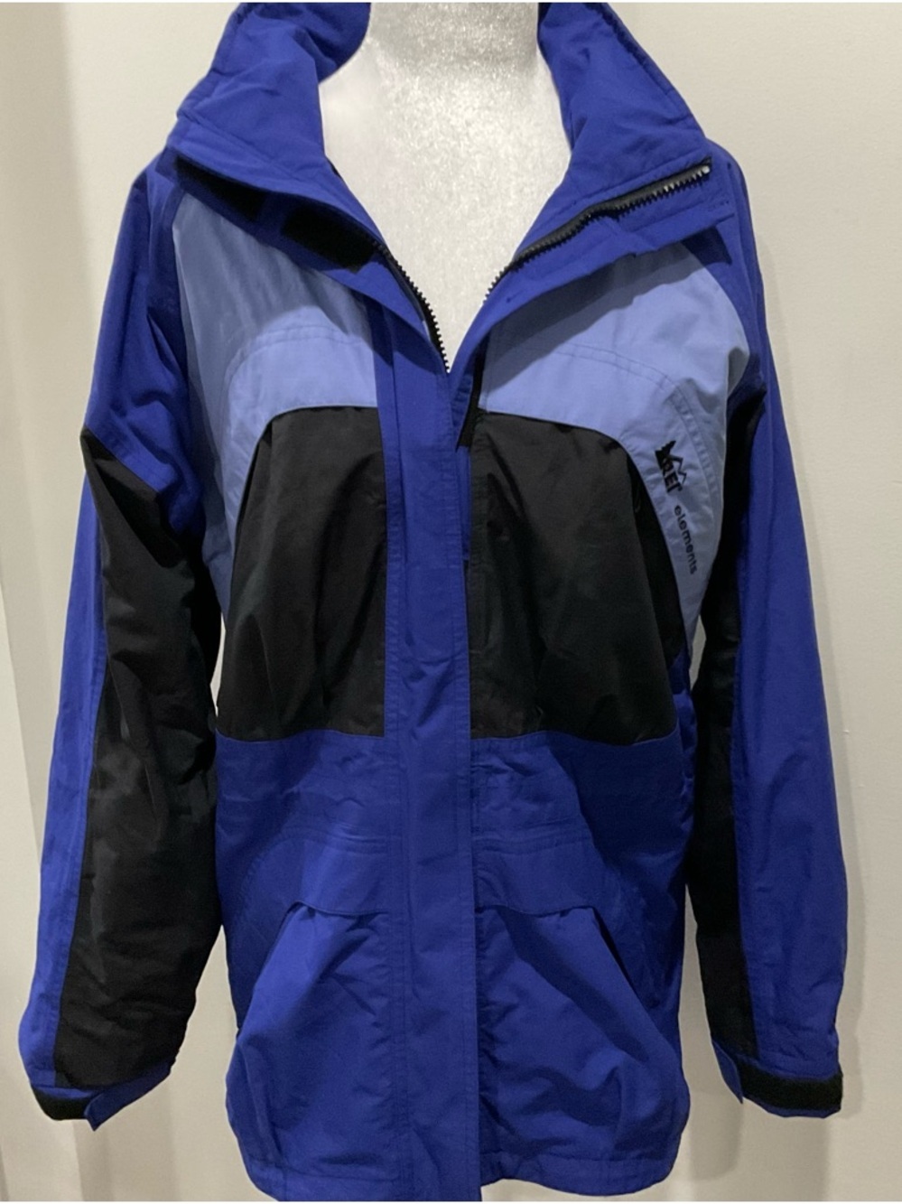 REI Elements Women's Blue and Black Colorblock Outdoor Jacket